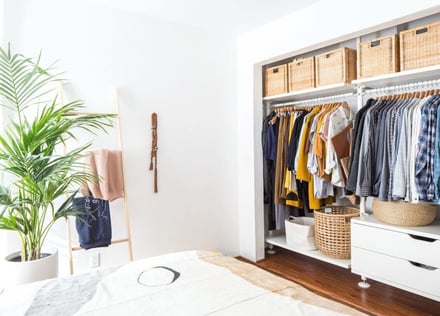 The tidy toss method: A game-changing solution for your decluttering woes