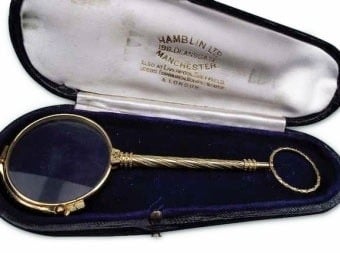 Opera glasses